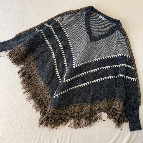Dainty Hooligan Sweaters - Dainty Hooligan Southwestern Knit Fringe Poncho Sweater Charcoal Gray Boho S/M